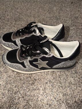 Vintage Havana Rock Glitter Sneakers, Sz 8